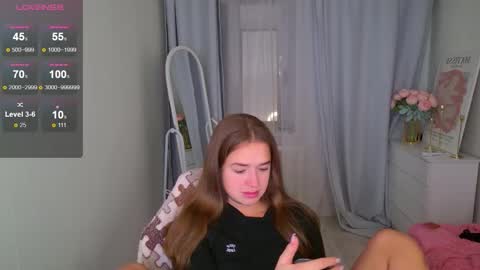 Snapshot of jessiestarz chatting on 11-13-25, 02:16 Jessi online show from 11-13-25, 02:16