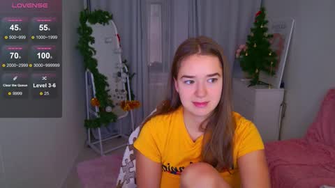 Snapshot of jessiestarz chatting on 12-15-25, 02:21 Jessi online show from 12-15-25, 02:21