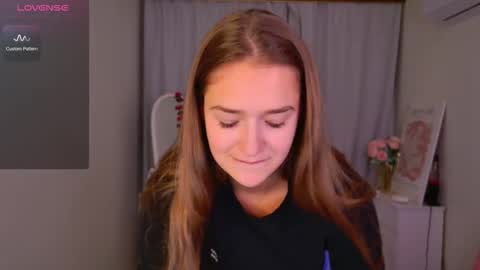 Snapshot of jessiestarz chatting on 02-28-26, 02:07 Jessi online show from 02-28-26, 02:07