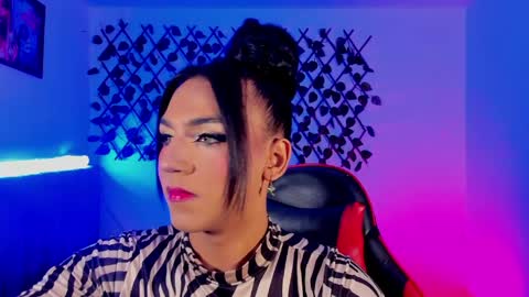 Snapshot of jessika_rabbits chatting on 05-15-26, 04:41 JESS online show from 05-15-26, 04:41