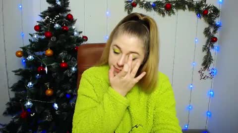 Snapshot of jessikadaniels chatting on 12-14-24, 08:02 Jess online show from 12-14-24, 08:02