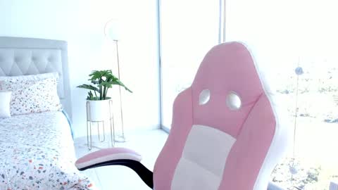 Snapshot of jessikapalmer chatting on 12-02-24, 02:19 online show from 12-02-24, 02:19