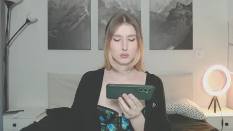 jessstonem online show from 10-28-25, 08:11