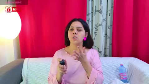 Snapshot of jessthewicked chatting on 01-11-26, 06:35 JessTheWicked online show from 01-11-26, 06:35