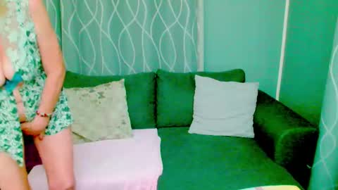 Snapshot of jessy_curt chatting on 10-20-25, 05:02 jessy curt online show from 10-20-25, 05:02