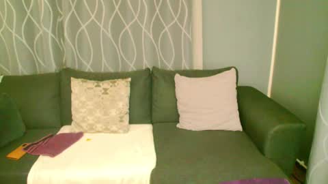 Snapshot of jessy_curt chatting on 11-12-25, 04:46 jessy curt online show from 11-12-25, 04:46