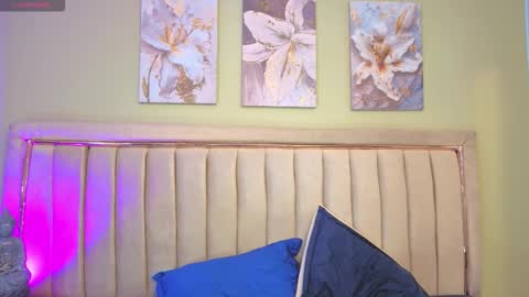 Jessy Mateus online show from 10-18-25, 04:48