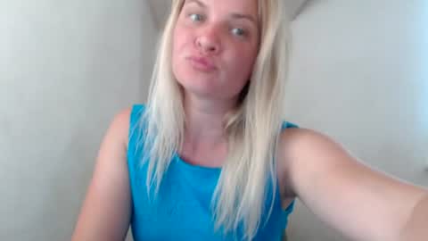 jessyangels online show from 06-21-26, 04:31