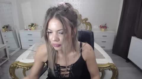 jessycatop online show from 12-22-25, 12:46