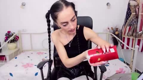 Jessy online show from 01-22-25, 06:41