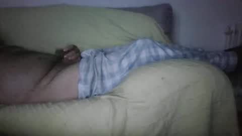 Snapshot of jesuslove27 chatting on 10-10-25, 09:36 jesuslove27 online show from 10-10-25, 09:36