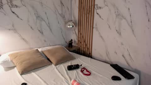 Jessica online show from 11-15-25, 04:03