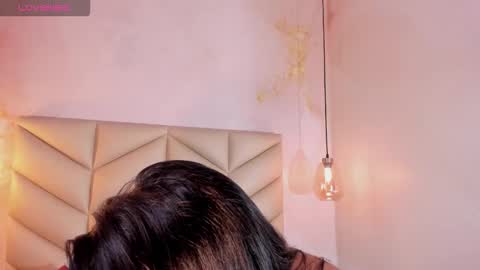 Snapshot of jesysoz_23 chatting on 12-21-25, 06:37 Jessica online show from 12-21-25, 06:37