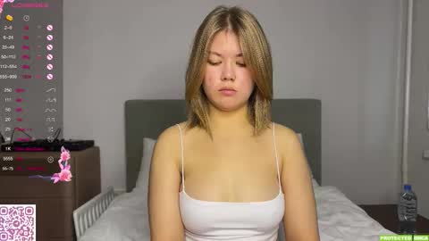 Snapshot of jettamona chatting on 10-13-25, 05:07 Mona online show from 10-13-25, 05:07