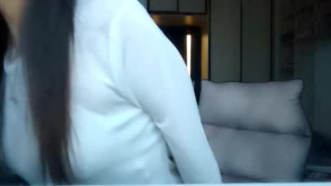 Snapshot of jettanicolay chatting on 12-04-25, 08:12 I am Gina ntmu Lets hit 10 Thumbs Up together online show from 12-04-25, 08:12