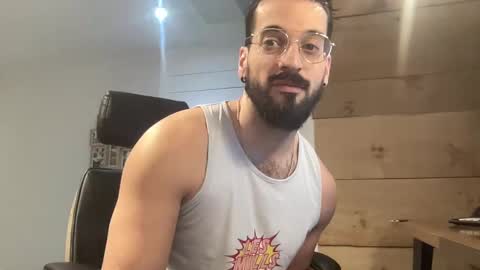 Snapshot of jeunemek00779042 chatting on 01-24-25, 03:02 JEUNEMEK007 online show from 01-24-25, 03:02