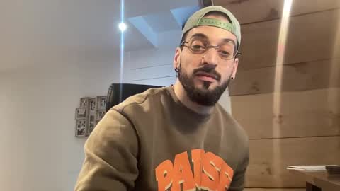 Snapshot of jeunemek00779042 chatting on 02-04-25, 02:53 JEUNEMEK007 online show from 02-04-25, 02:53