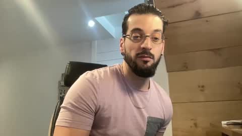 Snapshot of jeunemek00779042 chatting on 02-14-25, 03:15 JEUNEMEK007 online show from 02-14-25, 03:15