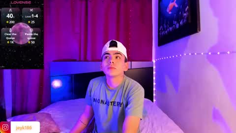 Snapshot of jey_keler chatting on 02-18-25, 11:33 jey keler online show from 02-18-25, 11:33