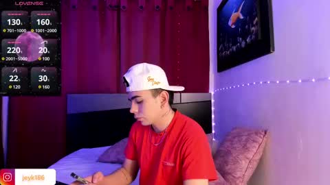 Snapshot of jey_keler chatting on 02-19-25, 03:06 jey keler online show from 02-19-25, 03:06