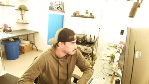 jeyadviser182 online show from 08-03-26, 04:00