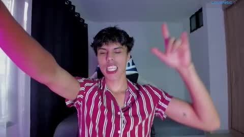 Snapshot of jeyden_camilo chatting on 03-08-26, 10:02 Jeyden Camilo online show from 03-08-26, 10:02