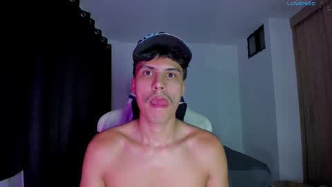 Snapshot of jeyden_camilo chatting on 03-21-26, 02:38 Jeyden Camilo online show from 03-21-26, 02:38