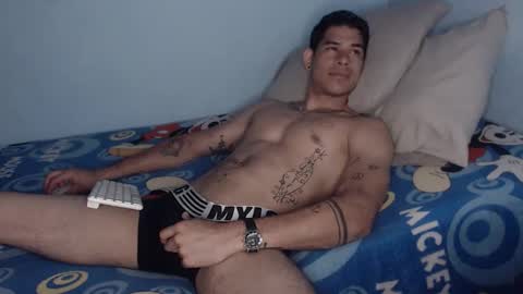 Snapshot of jffer_slhom chatting on 02-25-26, 04:11 jffer_slhom online show from 02-25-26, 04:11