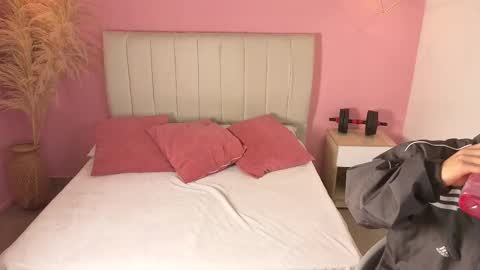 Jhan online show from 03-25-26, 11:05