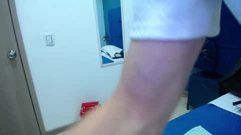 Jheampiero online show from 09-11-25, 01:33