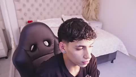 jhoanleandro online show from 07-03-26, 04:30
