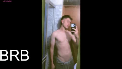 Snapshot of jhoansitop chatting on 03-27-26, 04:18 Jhoan Sebastian online show from 03-27-26, 04:18