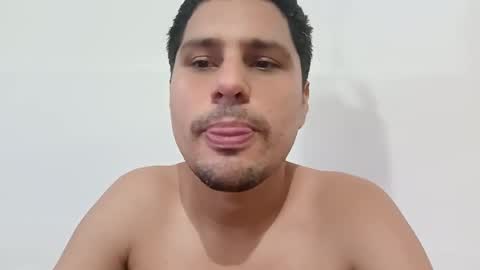 Snapshot of jhon_0511 chatting on 02-24-25, 10:36 Jhon online show from 02-24-25, 10:36