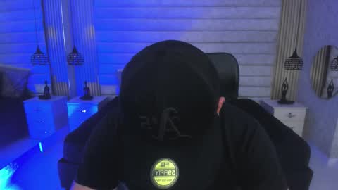 John Bear.... online show from 01-05-26, 05:27