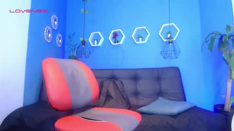 Snapshot of jhon_malo chatting on 11-23-25, 02:33 jhon_malo online show from 11-23-25, 02:33