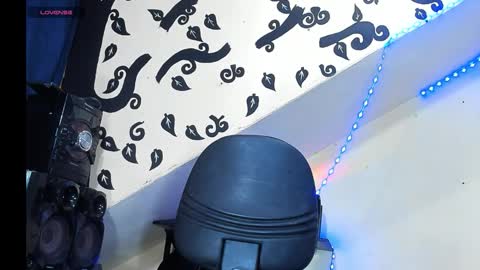 Snapshot of jhon_malo chatting on 02-21-26, 01:45 jhon_malo online show from 02-21-26, 01:45