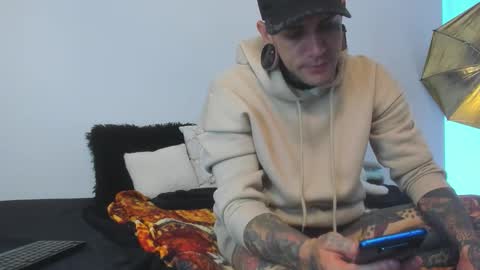 jhonny_ackerman online show from 10-18-25, 09:15