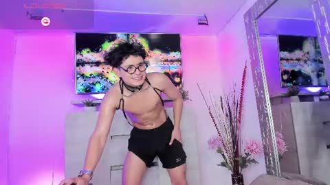 Snapshot of jhonny_blake_ chatting on 06-11-26, 08:07 JHONNATHAN online show from 06-11-26, 08:07