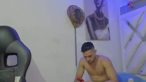 Snapshot of jhonny_flames7 chatting on 12-23-24, 07:06 jhonny online show from 12-23-24, 07:06