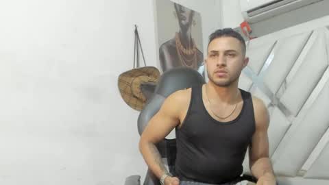 Snapshot of jhonny_flames7 chatting on 01-19-25, 06:53 jhonny online show from 01-19-25, 06:53