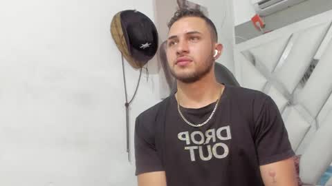 Snapshot of jhonny_flames7 chatting on 01-26-25, 03:38 jhonny online show from 01-26-25, 03:38