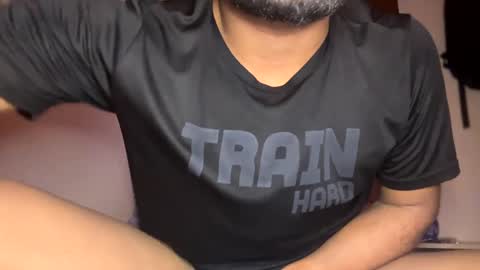 Snapshot of jhonperalta5 chatting on 02-02-25, 06:31 Andy online show from 02-02-25, 06:31