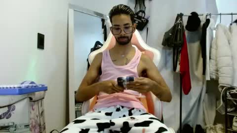 Snapshot of jhonsonvlatino chatting on 06-18-26, 12:42 jhonsonvlatino online show from 06-18-26, 12:42