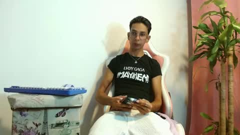 Snapshot of jhonsonvlatino chatting on 07-07-26, 01:41 jhonsonvlatino online show from 07-07-26, 01:41