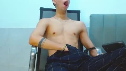 jhony_sex3 online show from 08-02-26, 09:35