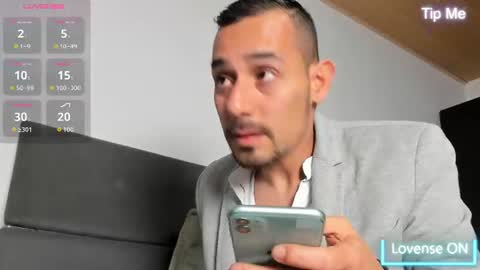Jhony Alzate online show from 07-03-26, 02:07