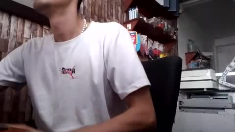 Snapshot of jhosuamoore chatting on 10-15-25, 08:31 Jhosuamoore online show from 10-15-25, 08:31