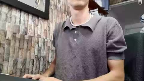 Snapshot of jhosuamoore chatting on 10-26-25, 01:28 Jhosuamoore online show from 10-26-25, 01:28