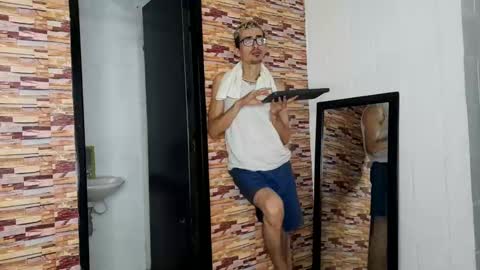 Snapshot of jhosuamoore chatting on 11-04-25, 12:26 Jhosuamoore online show from 11-04-25, 12:26