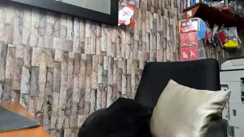 Snapshot of jhosuamoore chatting on 01-09-26, 12:24 Jhosuamoore online show from 01-09-26, 12:24